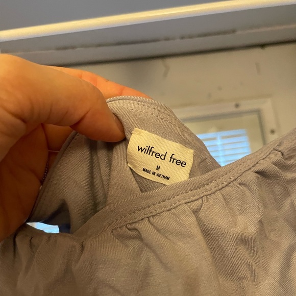 Aritzia Wilfred Free Orbit tank - Picture 2 of 2